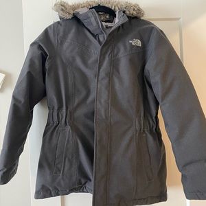 The North Face Girls Dryvent 550 Parka Jacket - size XL (girls 14/16)